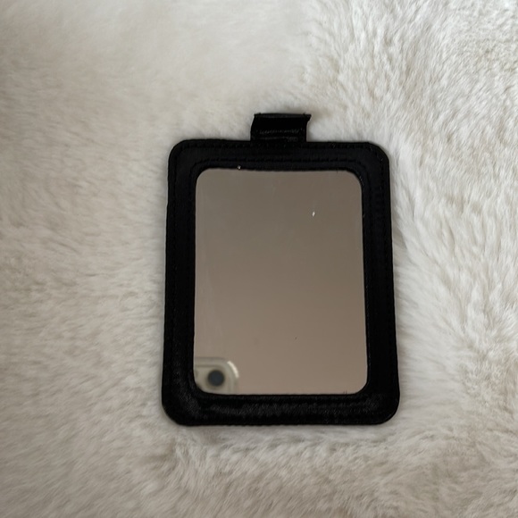 NWT Victoria’s Secret golden glitter foldable clutch - Picture 6 of 7